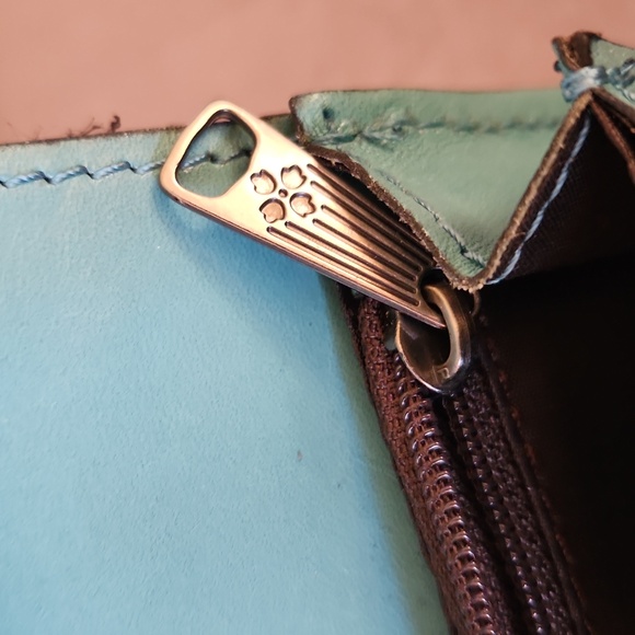 Patricia Nash turquoise leather wallet - Picture 7 of 12